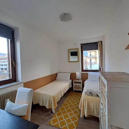 Apartment Grande Al Ponte. Situato Vicino All'ospedale, Al Parco E Al Centro Citta